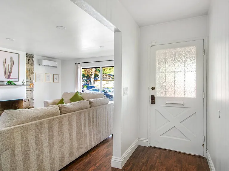 3720 S Marine St #1 — Photo 15