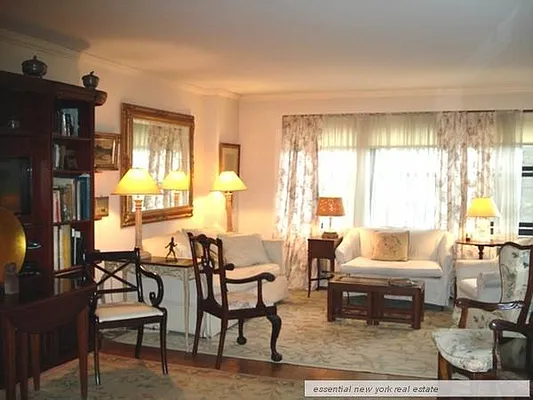 Sold by essential NEW YORK Real Estate | media 8