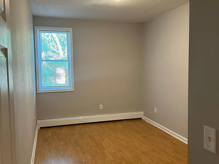 60 Pearl St #2 — Photo 11