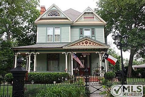 1st image of 321 S Dixon St