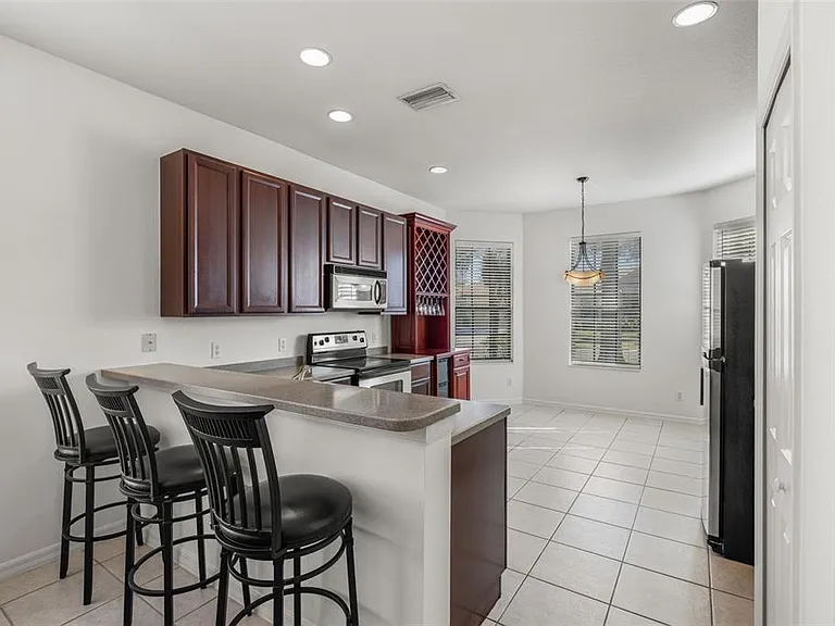 5808 Hidden Falls Ln — Photo 10