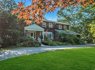 32 Renwick Ave, Huntington, NY 11743