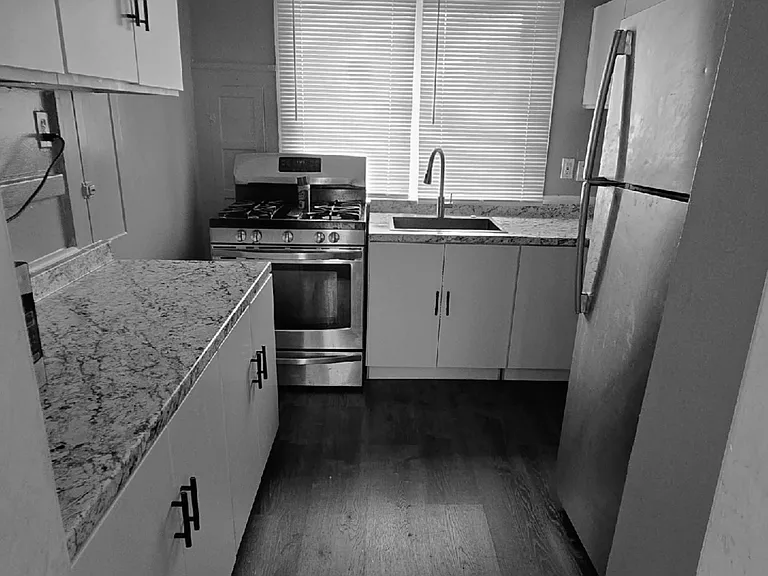 17398 Hanna St — Photo 3