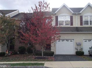 1019 Avondale Dr, Red Hill, PA 18076