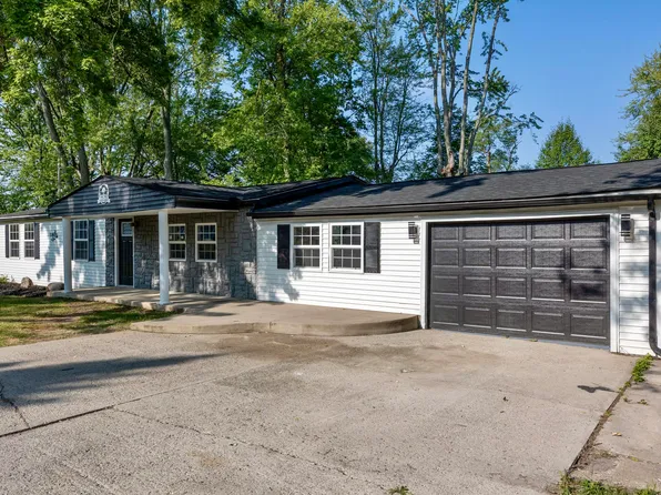 450 Grand Ave, Russells Point, OH 43348