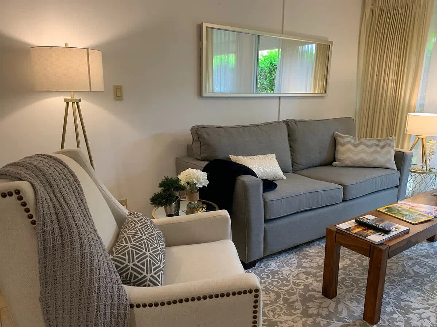 1 bed, 1.0 bath, 968 sqft, $16,794 — Photo 2