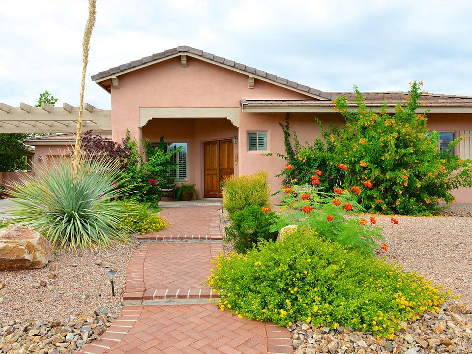 1st image of 524 W Milbrae Dr