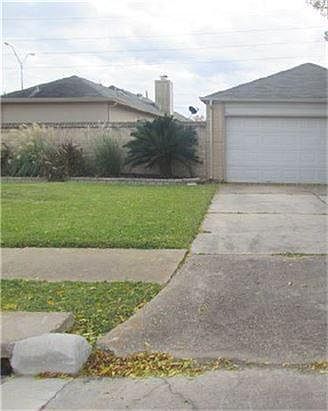 1st image of 14939 Heritage Wood Dr