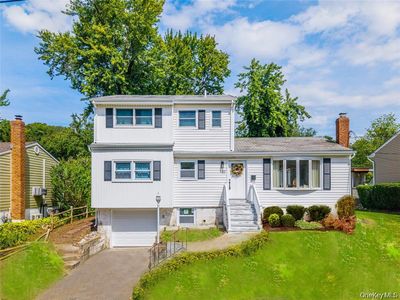 120 Glenwood Road, Glenwood Landing, NY, 11547