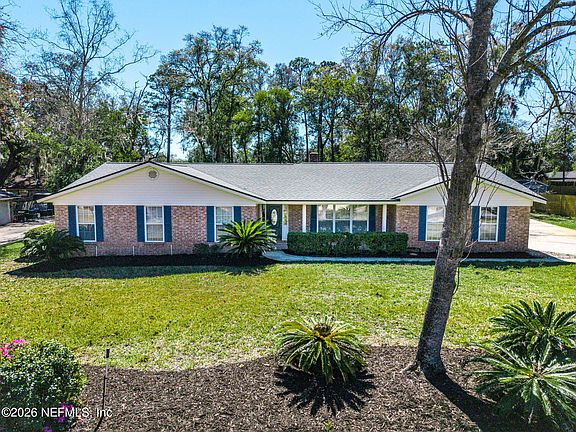 3rd image of 2127 FOXWOOD Drive