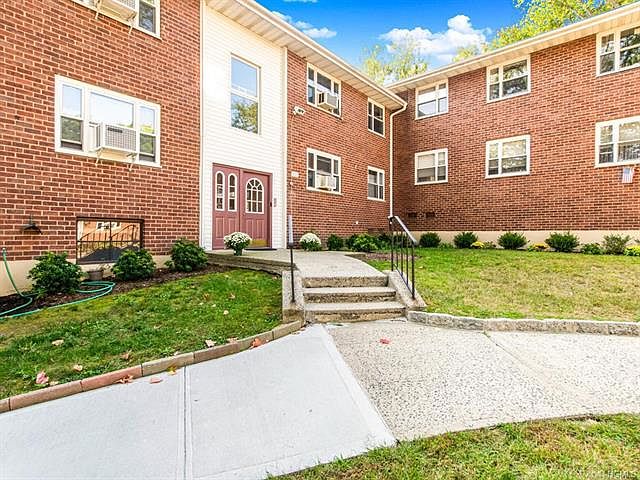 1st image of 857 Palisade Ave APT 2D