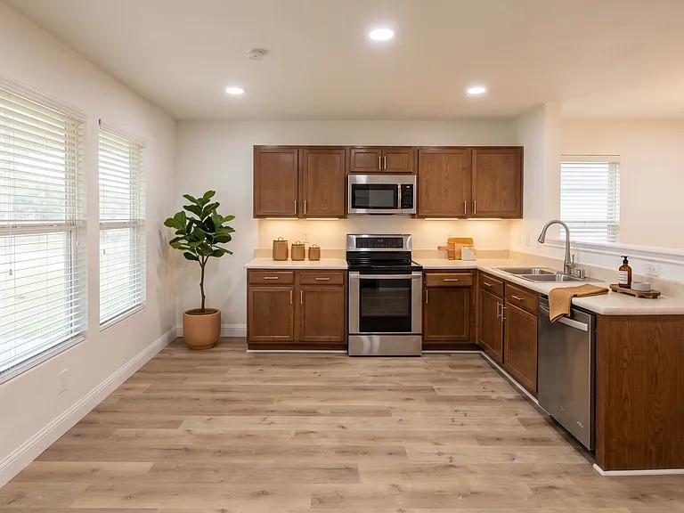 8111 Stowe Springs Ln — Photo 12