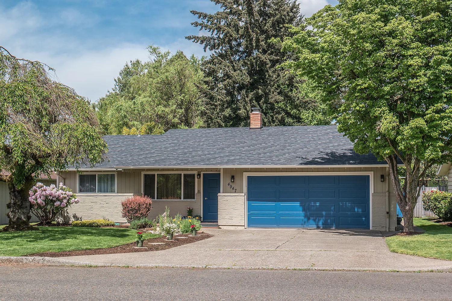 4947 SE Mullan St photo 1