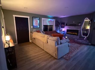 7130 Alan Dr, Denver, CO 80221