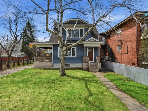 838 Beach Blvd, Hamilton, ON L8H 6Z4