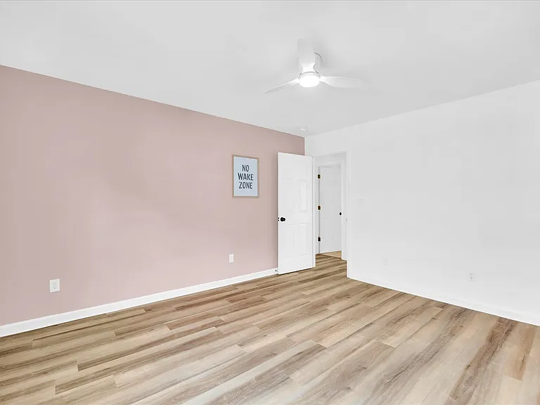 608 Greenville Ave #B — Photo 20