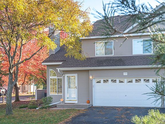 3rd image of 7295 Savanna Ct