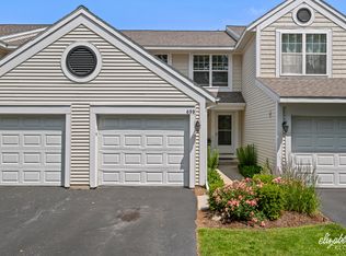 699 Sun Chase Dr, Holland, MI 49424