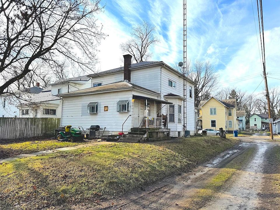 2nd image of 12 3rd Ave