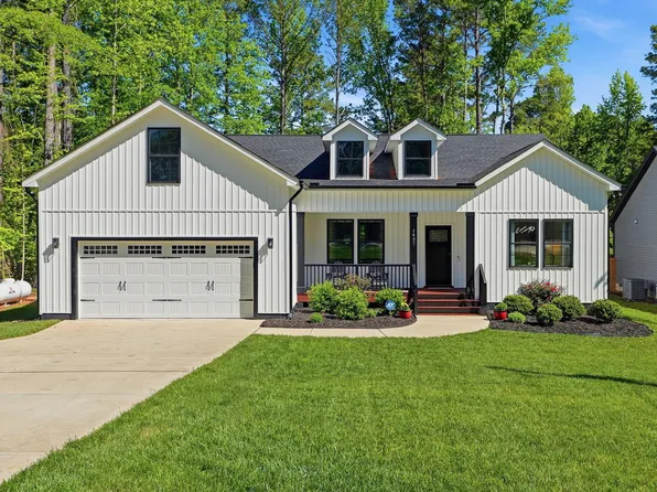 1427 Sagamore Dr, Louisburg, NC 27549
