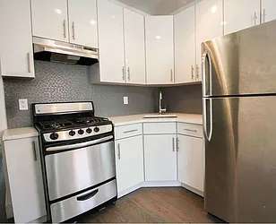 Rented by Premier Metro Realty Corp