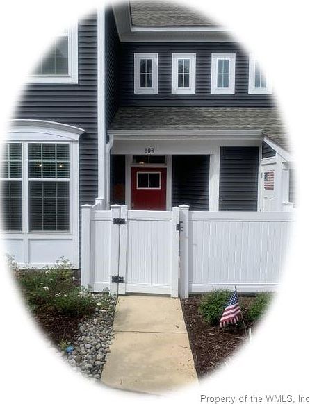 1st image of 803 Promenade Ln