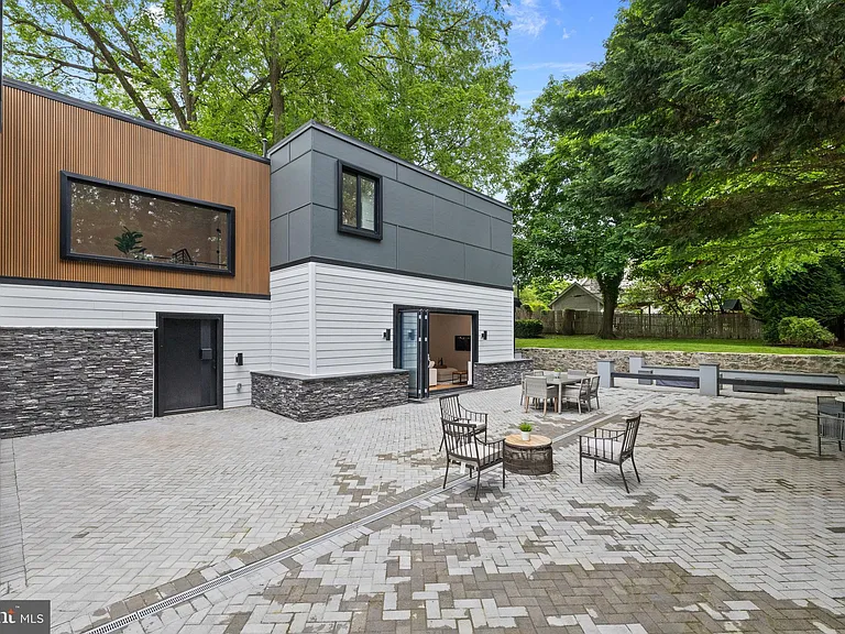 354 Winding Way — Photo 23
