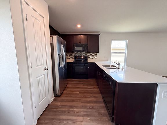 2nd image of 5308 Finbrooke Dr