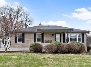 2515 Chapeze Ln, Shepherdsville, KY 40165