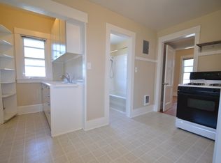 715 S Willow St UNIT D, Seattle, WA 98108