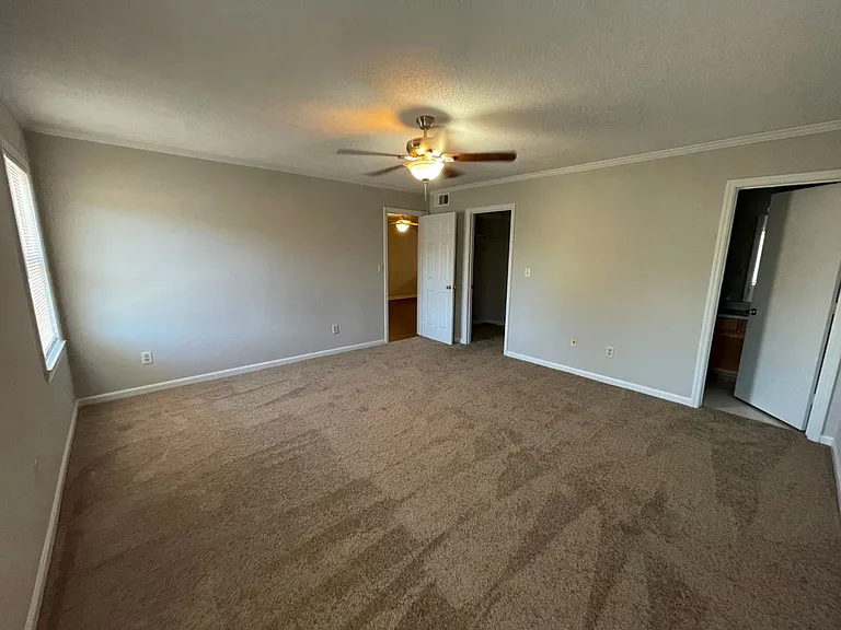 2505 W Broad St #224 — Photo 8
