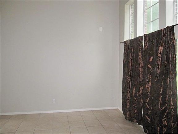 5th image of 12710 Leemont Ct