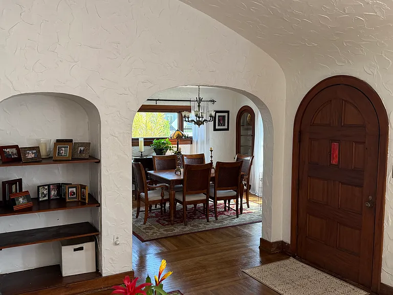 3432 Richmond St — Photo 5