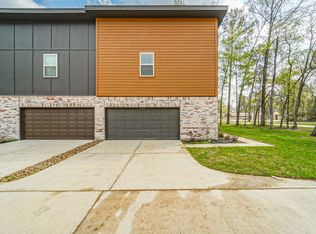 2529 Appian Way #A, New Caney, TX 77357