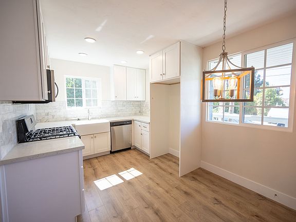 2nd image of 6668 Manning St