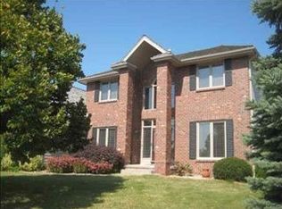 18210 Cedar Cir, Omaha, NE 68130