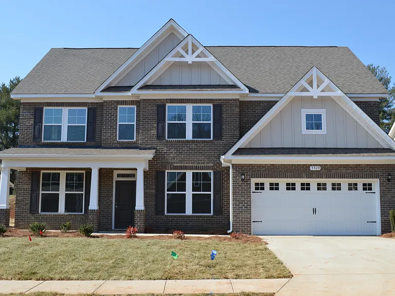 5529 Glad Acres Rd — Photo 1