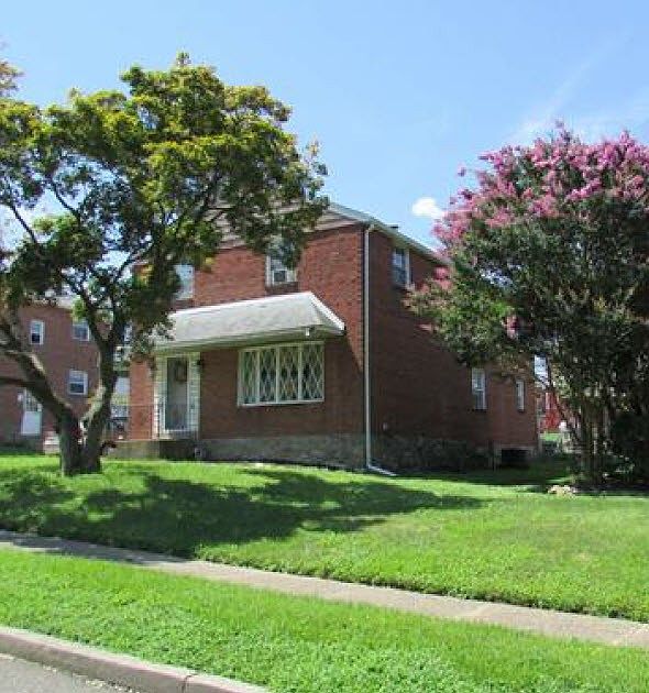 2nd image of 412 Dalmas Ave