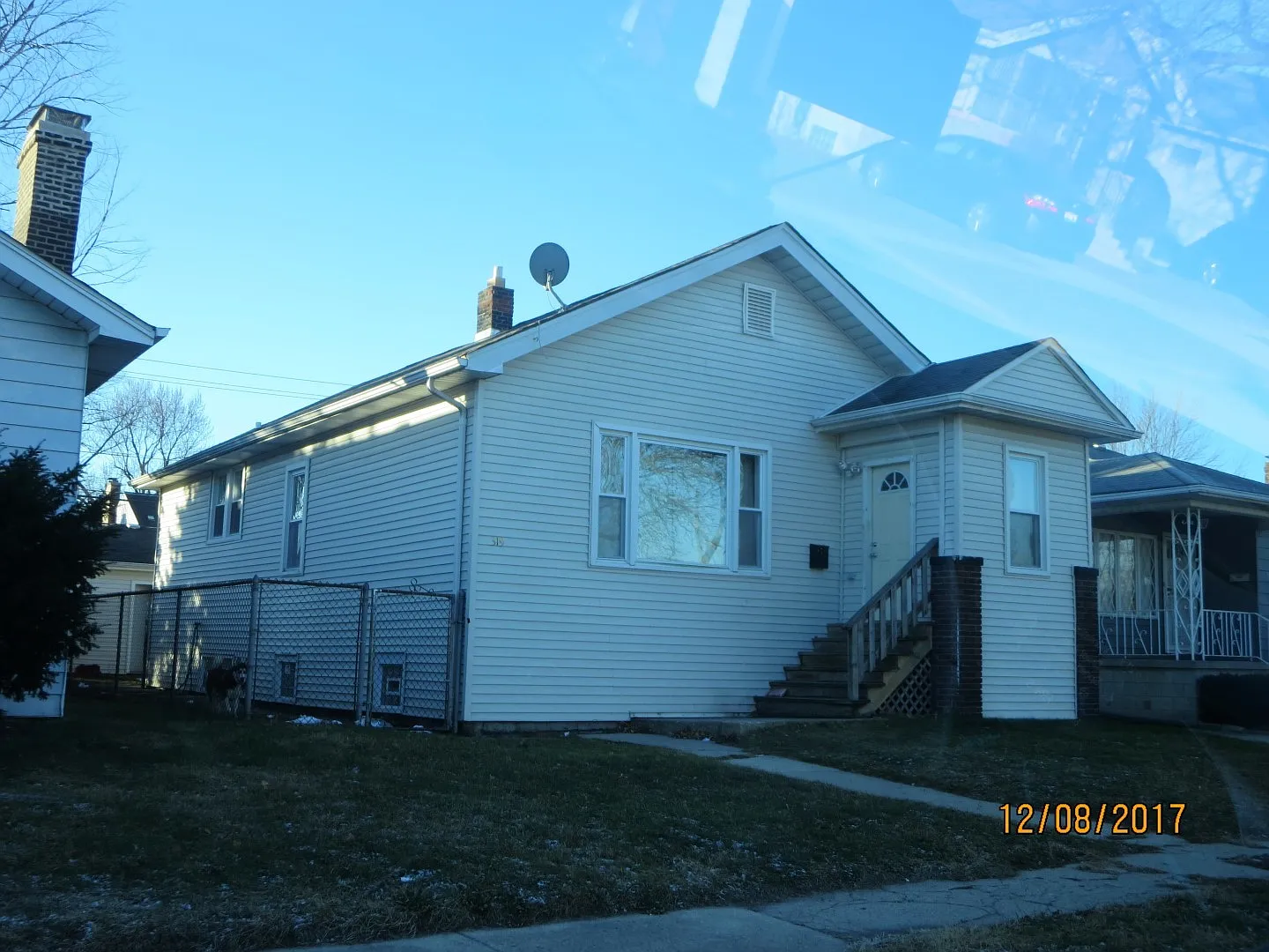 319 Webb St photo 1
