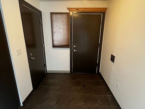 2nd image of 536 & 538 S 10th Ave