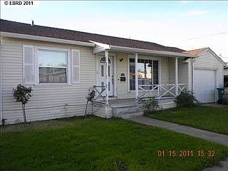 1st image of 631 25th St