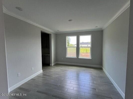 4th image of 18 ARMOYAN Drive