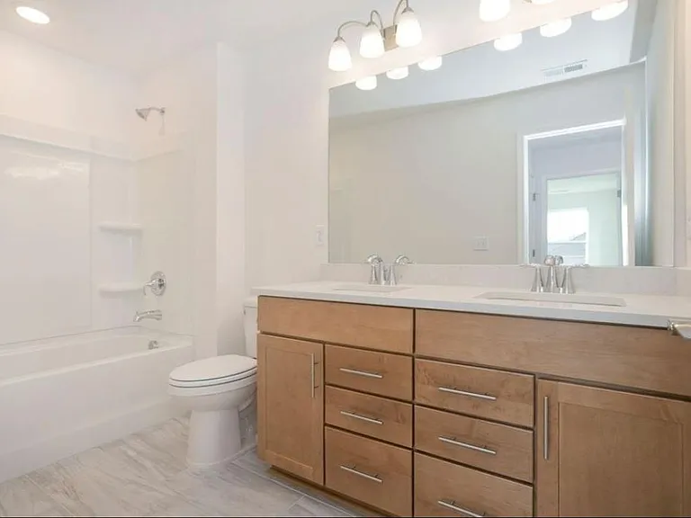 3807 Lantern Ln — Photo 21