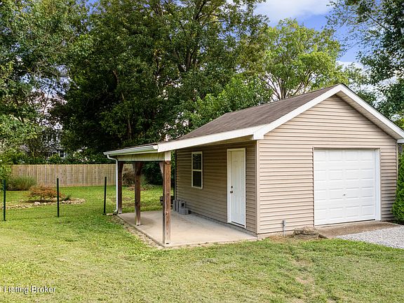 5th image of 2230 Bradford Dr