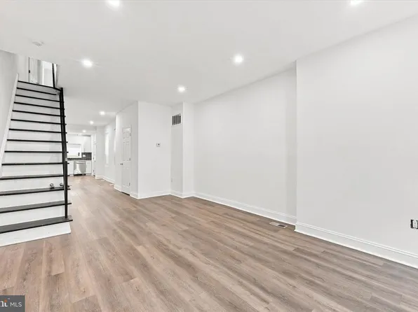 3059 Martha St, Philadelphia, PA 19134
