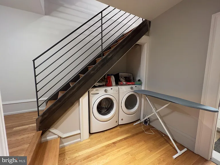 2126 Locust St #1R — Photo 34