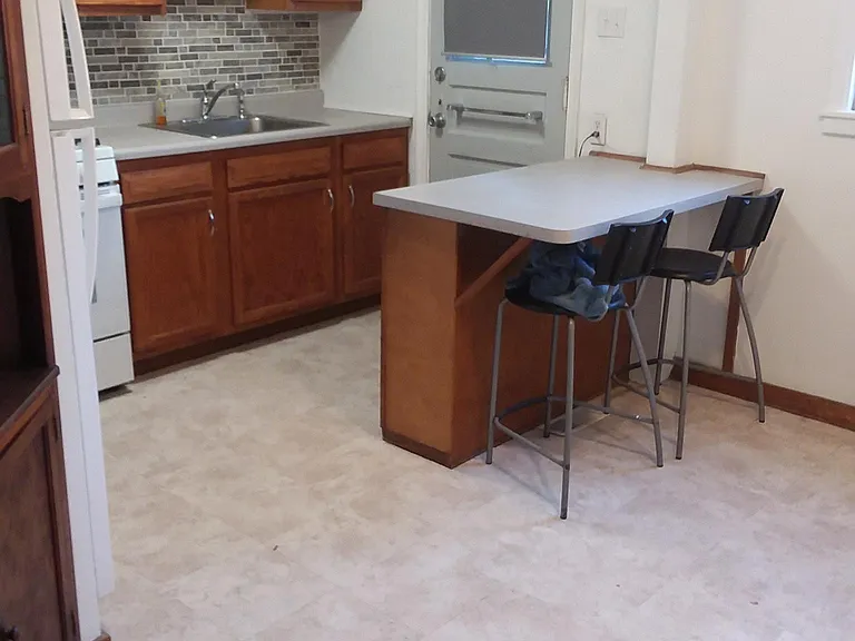 kitchen/dining room
