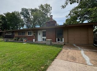 2340 Saint Catherine St, Florissant, MO 63033
