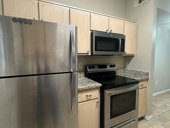 3rd image of 1501 Partin Dr N APT 125