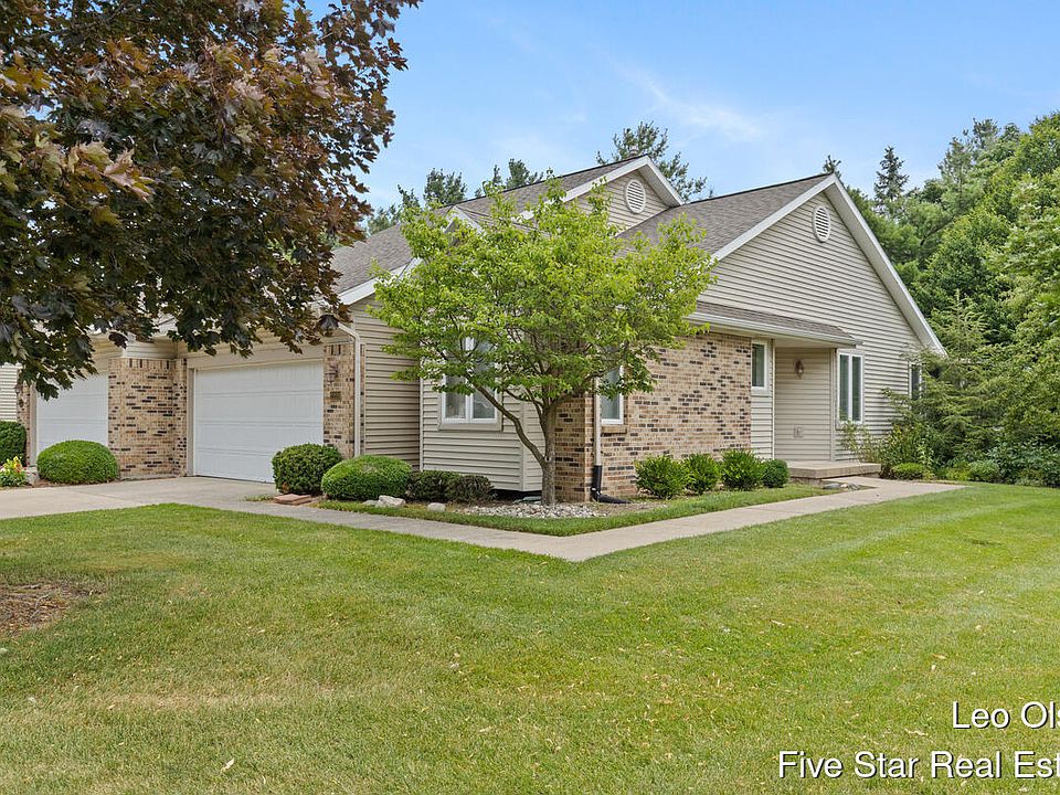 1st image of 2220 Meadowglen Dr NE #7